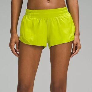 Lululemon Hotty Hot LR Short 2.5” *Lined in Electric Lemon